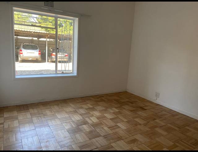 2 bed property to rent in WORCESTER CENTRAL